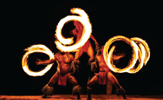 » Country Heritage Tours Hawaiian fire dancers performing
