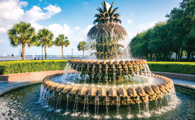 » Country Heritage Tours Pineapple shaped Fountain